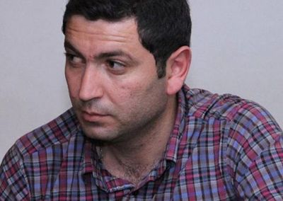 «Հրապարակ». Ինքը Գարիկի ընկերն է ու Նիկոլի մոտ «պրոբլեմ չունի». Փաշինյանի թիմում խիստ վրդովվել են