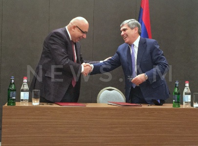«Հանրապետությունը» և «Ազատ դեմոկրատները» հուշագիր ստորագրեցին․ արտահերթին կմասնակցեն միասին՝ «Մենք» դաշինքով