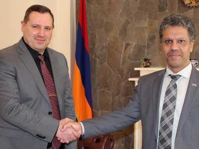 ՔԿ նախագահ Հայկ Գրիգորյանն ընդունել է ԱՄԷ-ի արտակարգ և լիազոր դեսպան Ջասիմ Մուհամմադ Ալ Կասիմիին