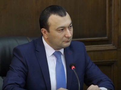 Էնֆիաջյանը անտեղի է համարում Գագիկ Ծառուկյանի եւ Ալեքսանդր Լուկաշենկոյի ջերմ հարաբերությունները ՀԱՊԿ-ի հետ կապելը