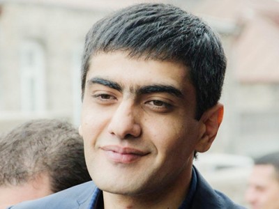 «Ժողովուրդ». Գործը փակվեց. Ավագանու անդամին ծեծած Գորիսի քաղաքապետն անպատիժ մնաց