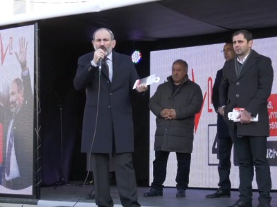Пашинян не уверен в том, что большинство жителей Маралика требуют отставки мэра-республиканца