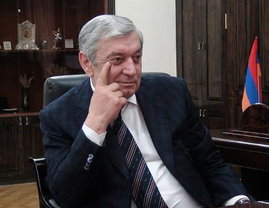 «Իրատես». «Դու մի դիր, ես լավ պաշտոնի եմ գնալու». Ցոլակյանը «ասող» է դարձել Շիրակում