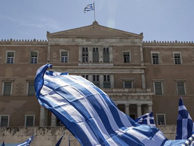 Греческие журналисты проводят 24-часовую забастовку