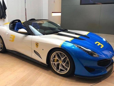 Ferrari представил уникальный спайдер