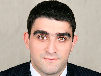 Դատարանը կրկին որոշել է կալանավորել «Ռոսգոսստրախ»-ի նախկին փոխնախագահ Սերգեյ Խաչատուրովին