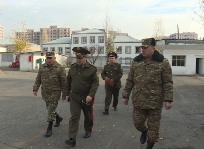 Chief of General Staff of the Armenian Armed Forces visits a number of military units