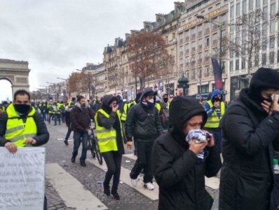 Over 1700 arrested in “Yellow vests” movement in Paris