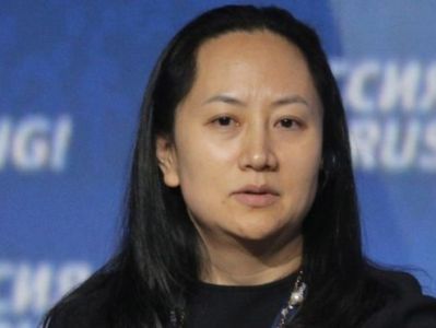 СМИ: арестованная в Канаде финдиректор Huawei имела семь паспортов