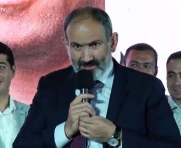«Փաստ». Հեղափոխությունը մտավ ամենաբարդ փուլ. որ համարով է խաղալու Փաշինյանը