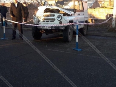 В Армении автомобиль, перевозящий заключенных, попал в аварию