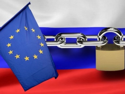 EU extends sanctions against Russia
