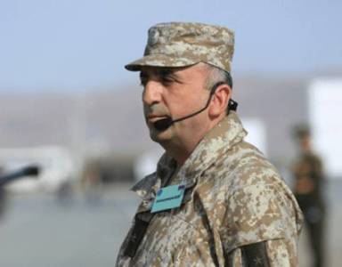 «Հրապարակ». Արցախի ՊԲ ապագա հրամանատար Կարեն Աբրահամյանը ՊԲ շենքում հանդիպել է սպաների հետ