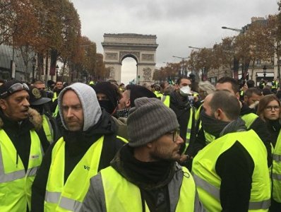Париж готовится к очередным акциям протеста «желтых жилетов»
