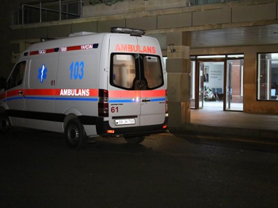 Ադրբեջանում մահացած կնոջ հարազատները փակել են Բաքու-Ղազախ ճանապարհը