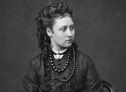 Queen Victoria's daughter died owing money for cigarettes