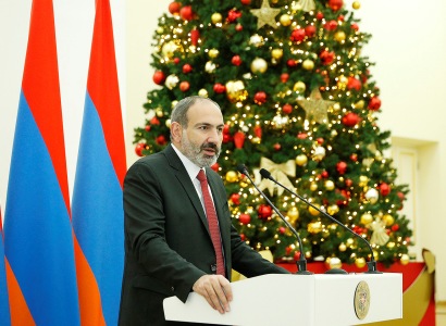 Փաշինյանը տարեմուտի ընդունելության է հրավիրել լրագրողներին (ֆոտո)