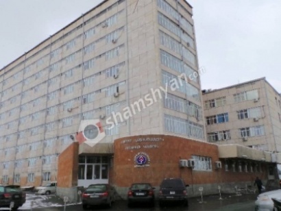В Котайке отец случайно выстрелил в 9-летнюю дочь, когда чистил ружье