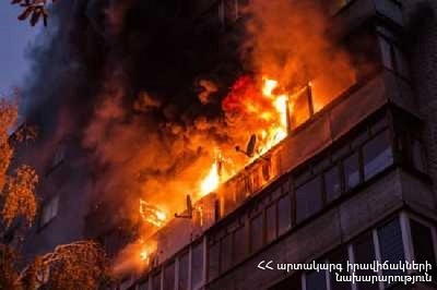 Yerevan apartment destroyed by fire (PHOTO)
