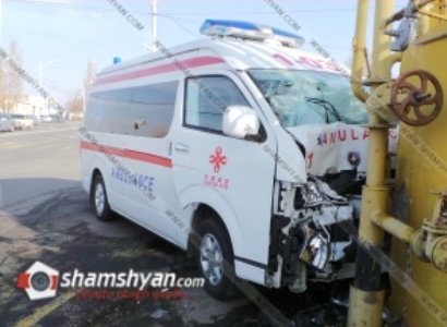 Ambulance has accident in Yerevan, driver undergoing surgery