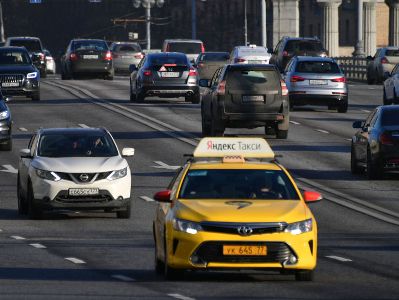 В Москве водитель-армянин  Яндекс-такси напал на пассажира с ножом из-за проблем с картой