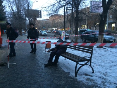 Возле Драматического театра в Гюмри обнаружено тело мужчины