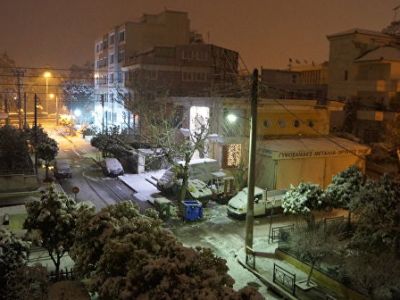 В Афинах выпал снег, закрыты школы