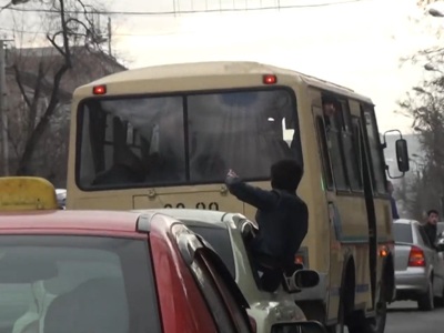 В Армении сотрудники полиции будут сопровождать транспортные средства с призывниками