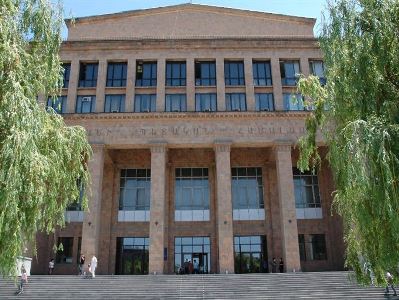 Nikol Pashinyan approves new composition of YSU Board of Trustees