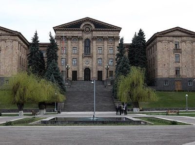 «Ժողովուրդ». Պատգամավորները մնացել են «անտուն»