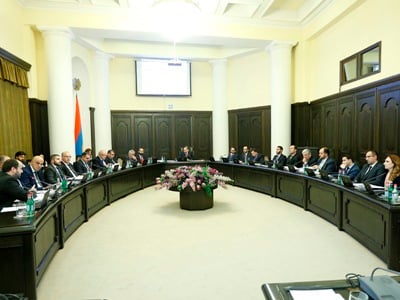 Կարեն Սարուխանյանն ու Վահե Ղալումյանն ազատվեցին մարզպետների պաշտոններից