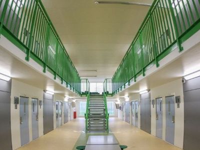 В Великобритании тюрьмы будут строить без решеток на окнах