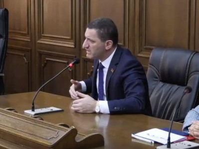 Депутат: Полиция и Служба национальной безопасности должны подчиняться одной структуре