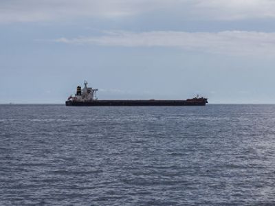 В Германии сел на мель танкер с девятью тоннами опасного груза