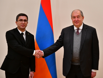 Turkmenistan Ambassador presents credentials to Armenian President