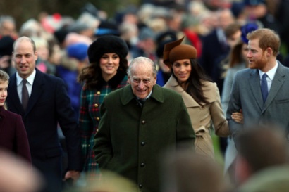 Prince Philip apologizes to woman injured in car accident