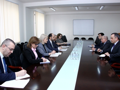Armenia education minister receives Russian Ambassador