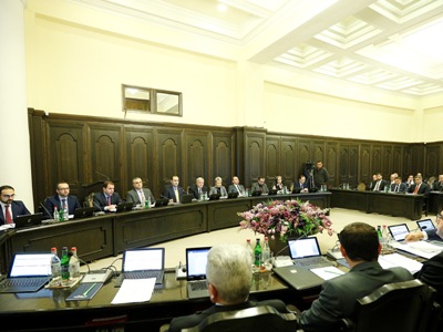 Armenia government making final adjustments to its proposed program