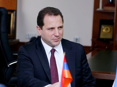 Armenia’s Defense Minister departs for Moscow on working visit