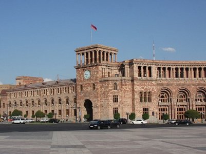 Armenian government to convene extraordinary sitting tomorrow