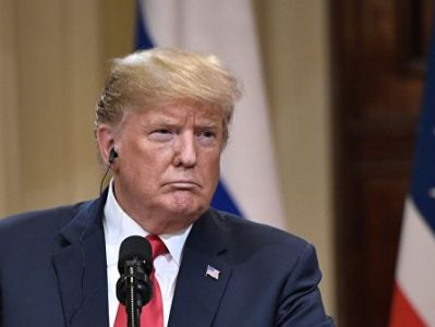 В Сети высмеяли фото «лысого» Трампа без загара