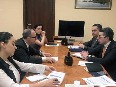 Ինչպես ավելացնել հարկային մուտքերը. Իտալացի մասնագետն իր երկրի փորձն է փոխանցել ՊԵԿ-ին