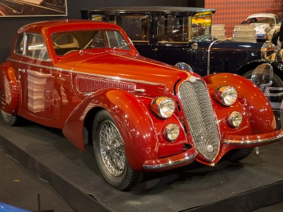Alfa Romeo 1939 года продали на аукционе в Париже за €16,7 млн