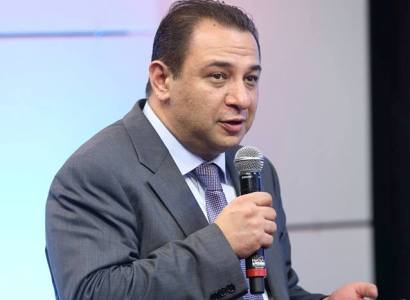 Շուտով ականատեսն ենք լինելու միասեռ ամուսնությունների, և այլ «վեհ» գաղափարների մասին քննարկումների. Արա Վարդանյան