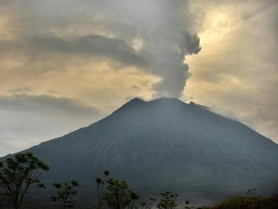 Mud volcano erupts in Azerbaijan