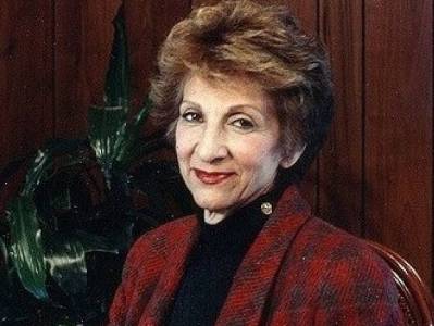 Armenian American philanthropist Louise Manoogian Simone  dies aged 85