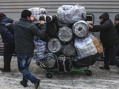 Armenia is fourth on number of migrants leaving for Russia