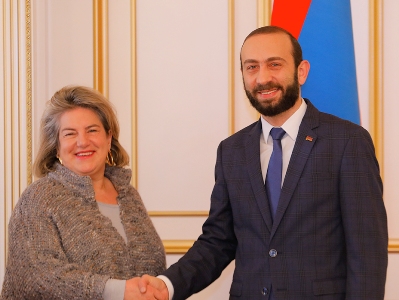Արարատ Միրզոյանը Հունաստանի դեսպանի հետ քննարկել է հայ-հունական բազմոլորտ համագործակցության օրակարգը