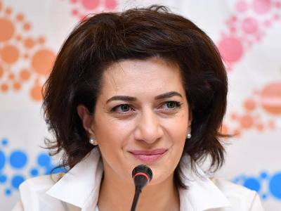 «Սա մի թեմա է, որի մասին առաջիկայում անպայման կխոսենք». Աննա Հակոբյանը դստեր հետ նույնպես Բրյուսելում է