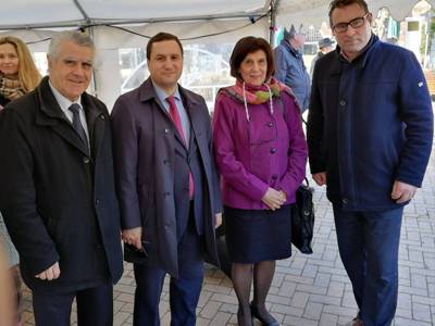 ՀՀ դեսպանը Հաագայի փոխքաղաքապետին շնորհակալություն է հայտնել հայկական ասացվածքը քաղաքի կենտրոնում փորագրելու համար